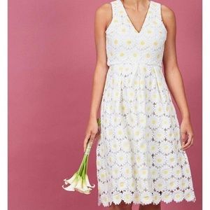 ModCloth Spring Daisy Dress